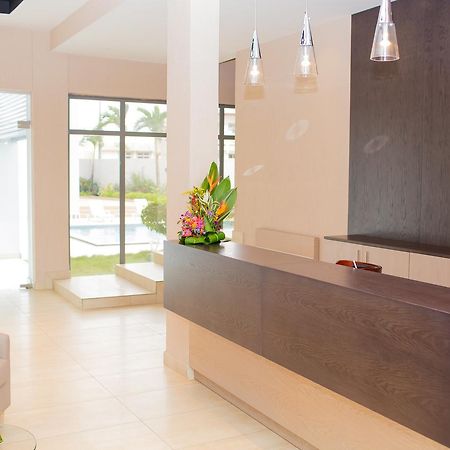Fly Hotel Libreville Dış mekan fotoğraf