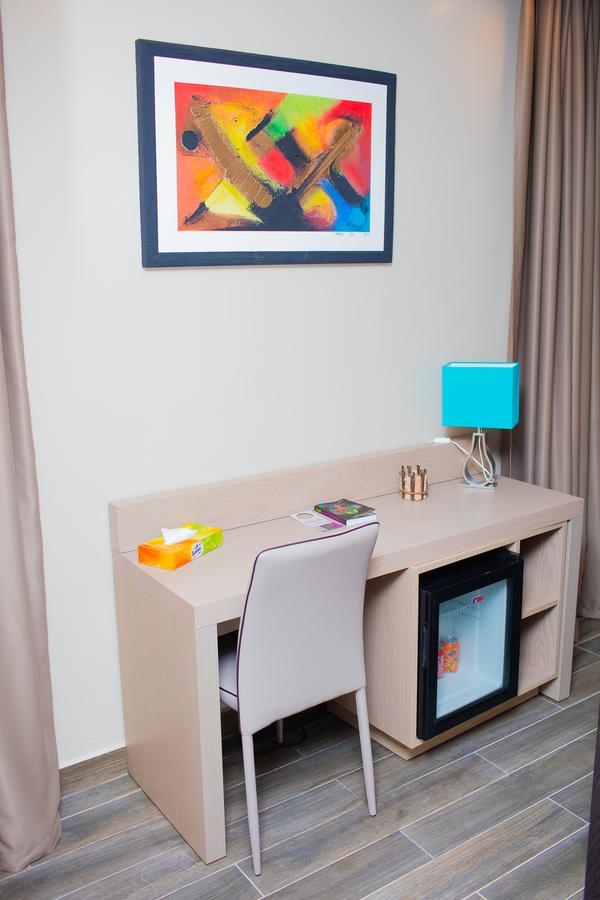 Fly Hotel Libreville Dış mekan fotoğraf