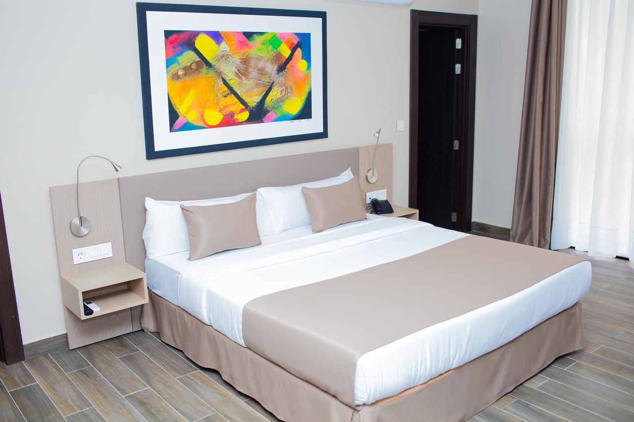 Fly Hotel Libreville Dış mekan fotoğraf