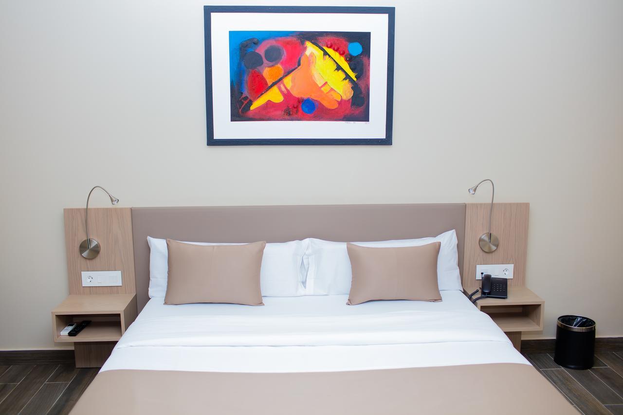 Fly Hotel Libreville Dış mekan fotoğraf