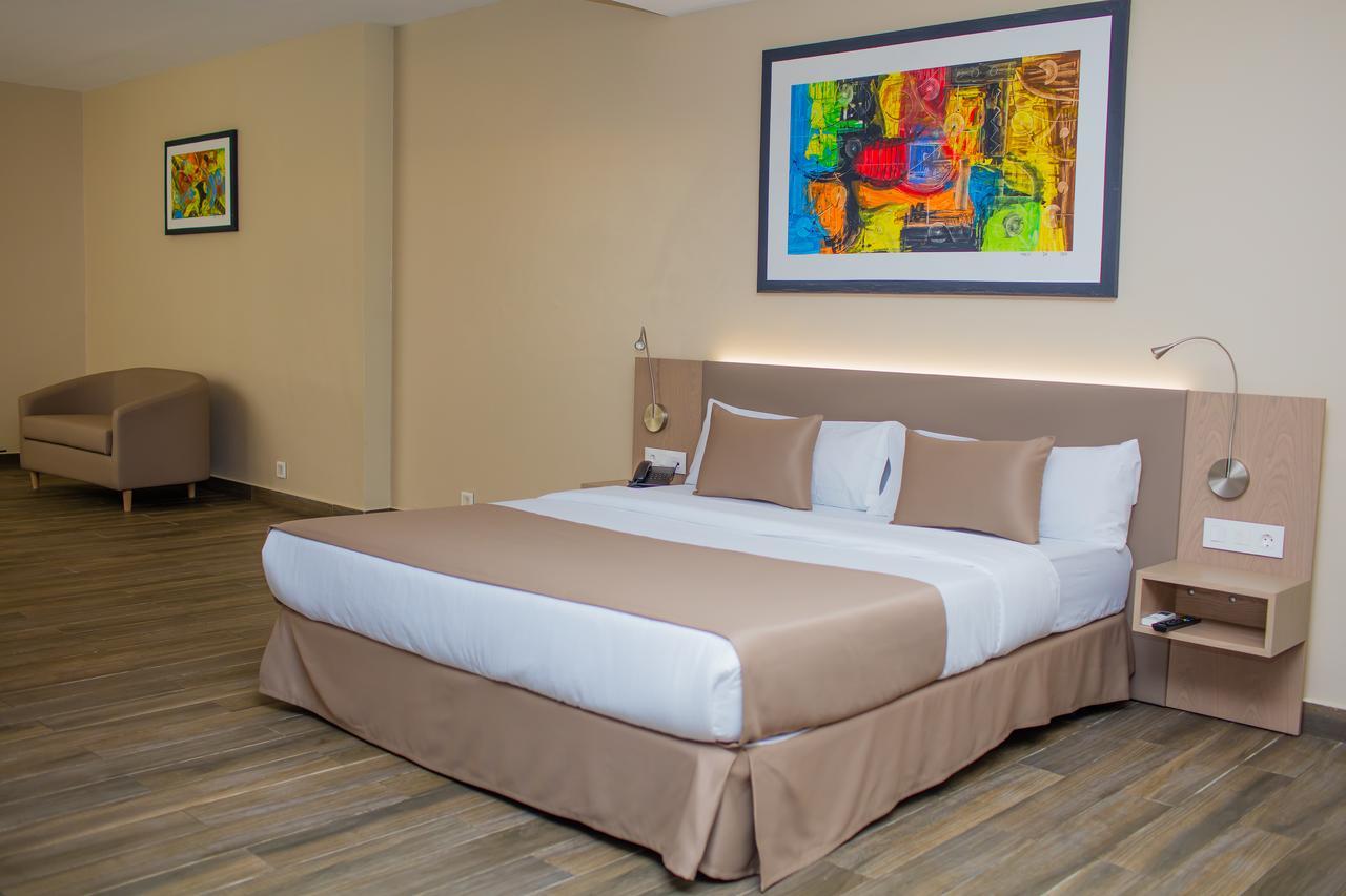 Fly Hotel Libreville Dış mekan fotoğraf