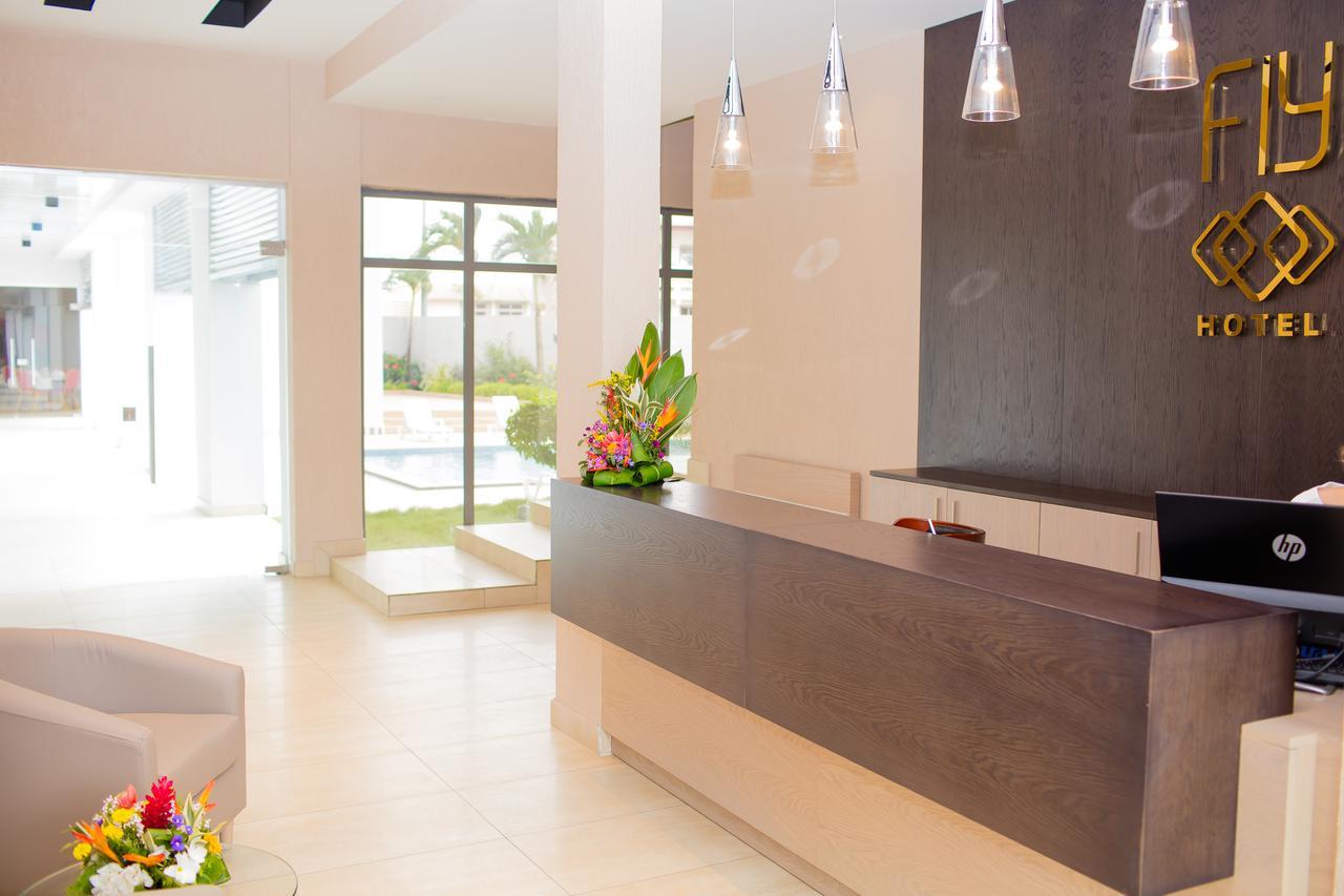 Fly Hotel Libreville Dış mekan fotoğraf