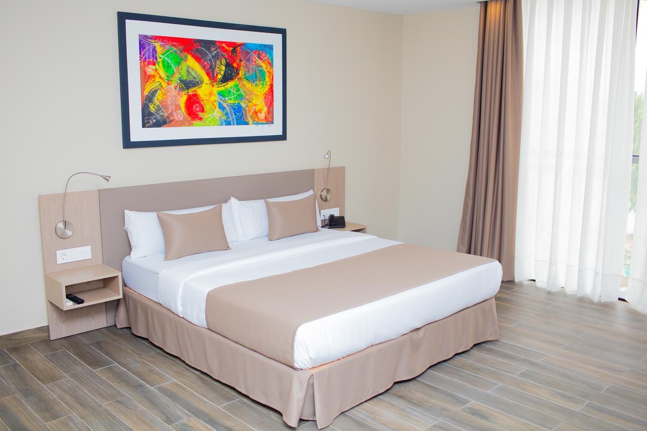 Fly Hotel Libreville Dış mekan fotoğraf