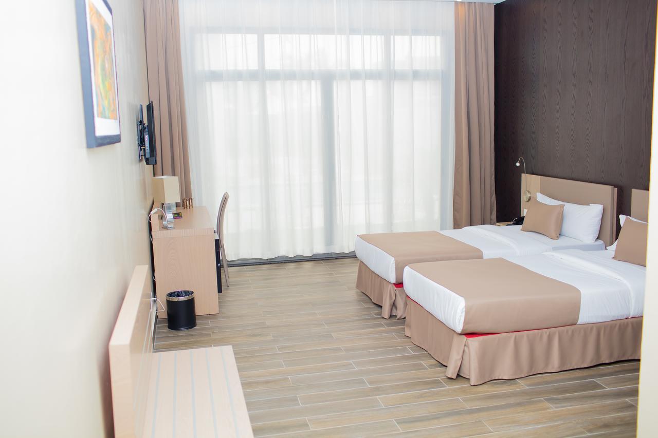 Fly Hotel Libreville Dış mekan fotoğraf