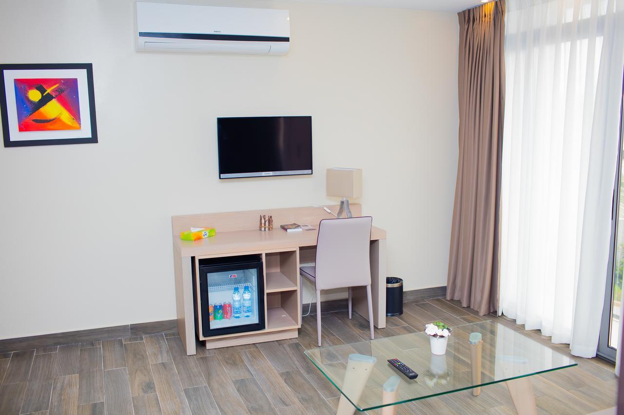 Fly Hotel Libreville Dış mekan fotoğraf
