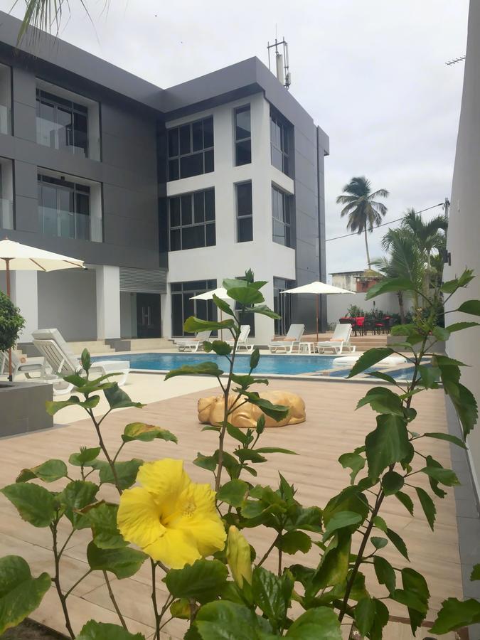 Fly Hotel Libreville Dış mekan fotoğraf